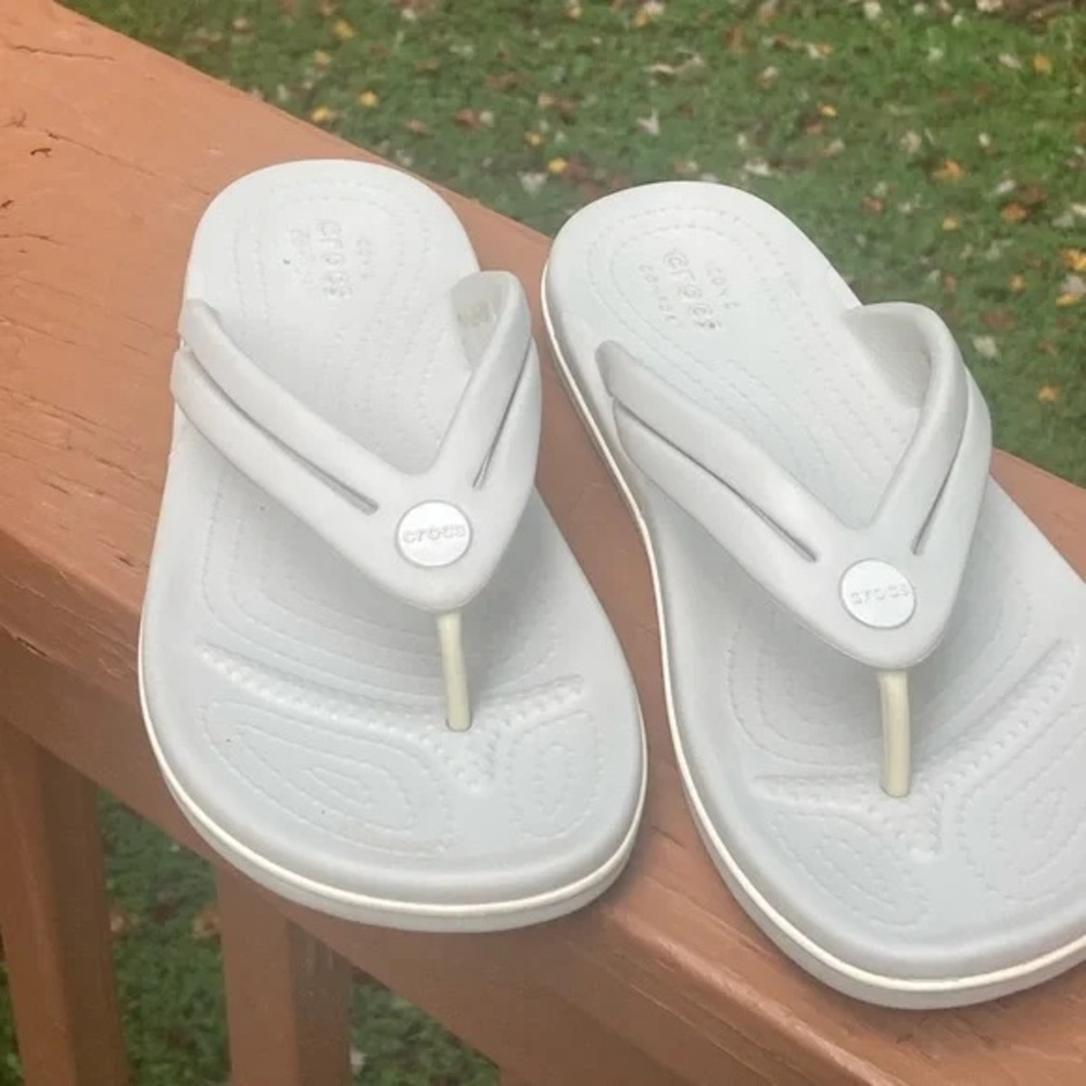CROCS Light Gray Flip Flops